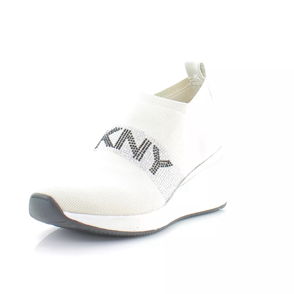 DKNY Parks Beige Womens Shoes Size 7.5 Athletic
